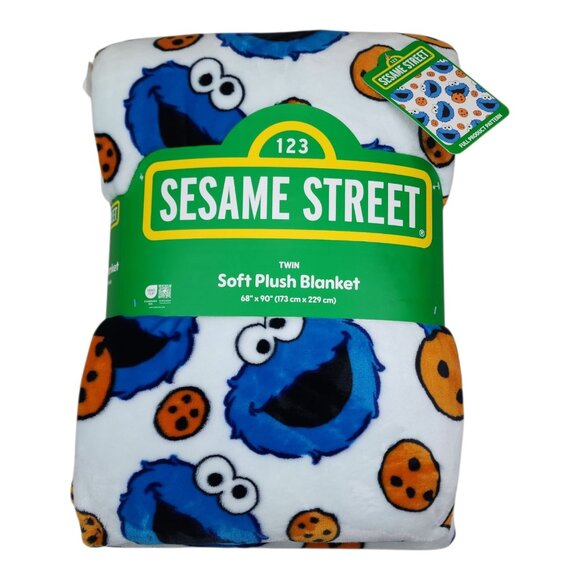 Sesame Street Twin Soft Plush Blanket Featuring Cookie Monster & Cookies 68"X90" - Picture 7 of 8
